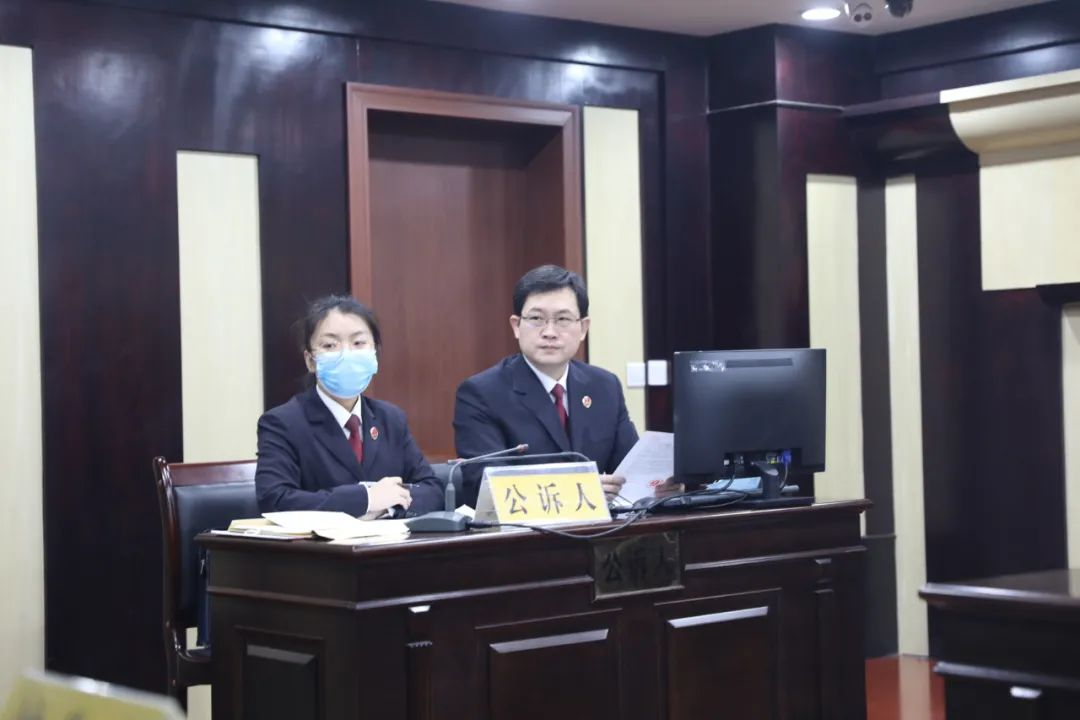 第一起刑事案件,灵宝市人民检察院党组书记,检察长张建华出庭支持公诉