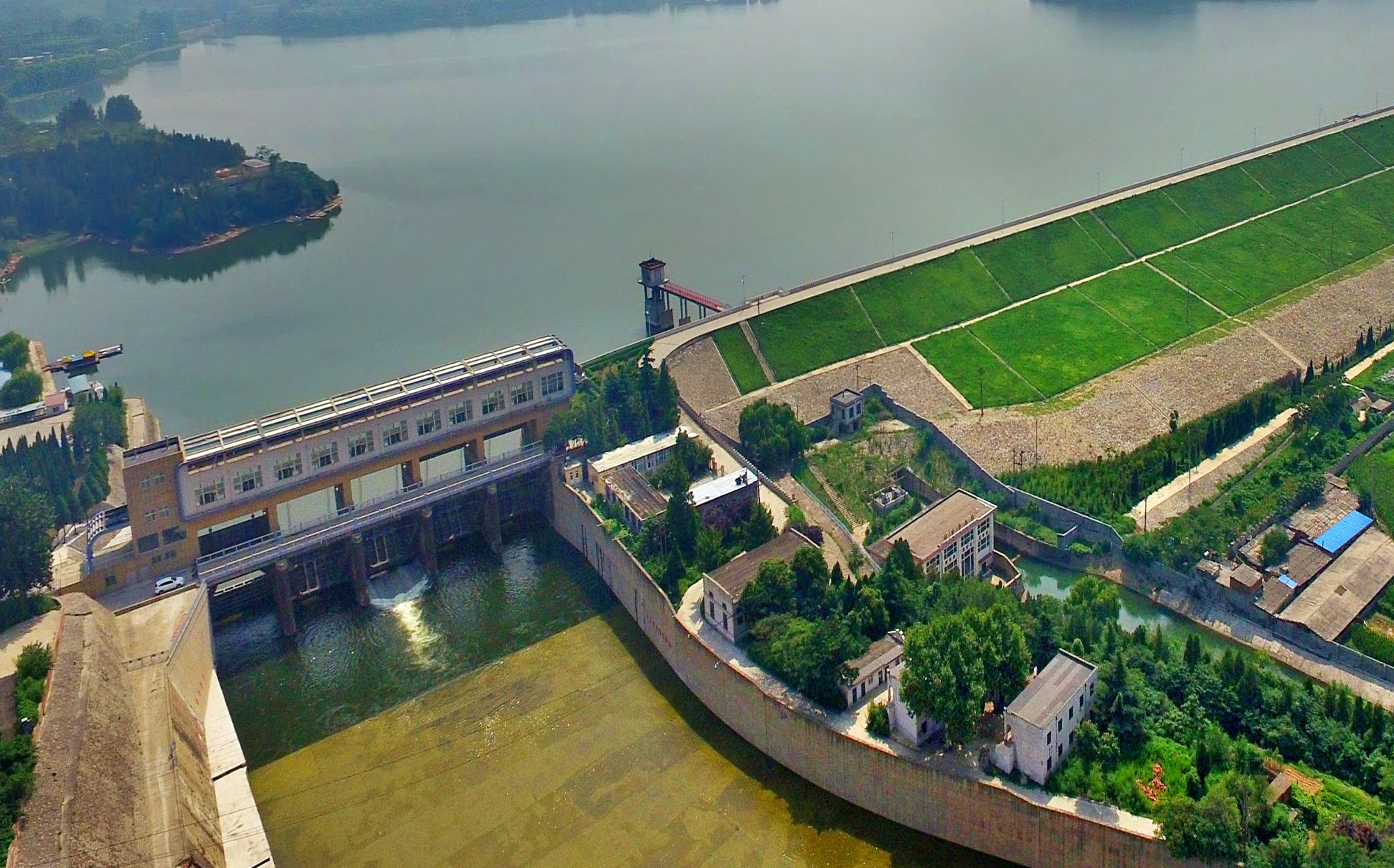 最强暴雨要来了安阳小南海彰武水库泄水迎雨