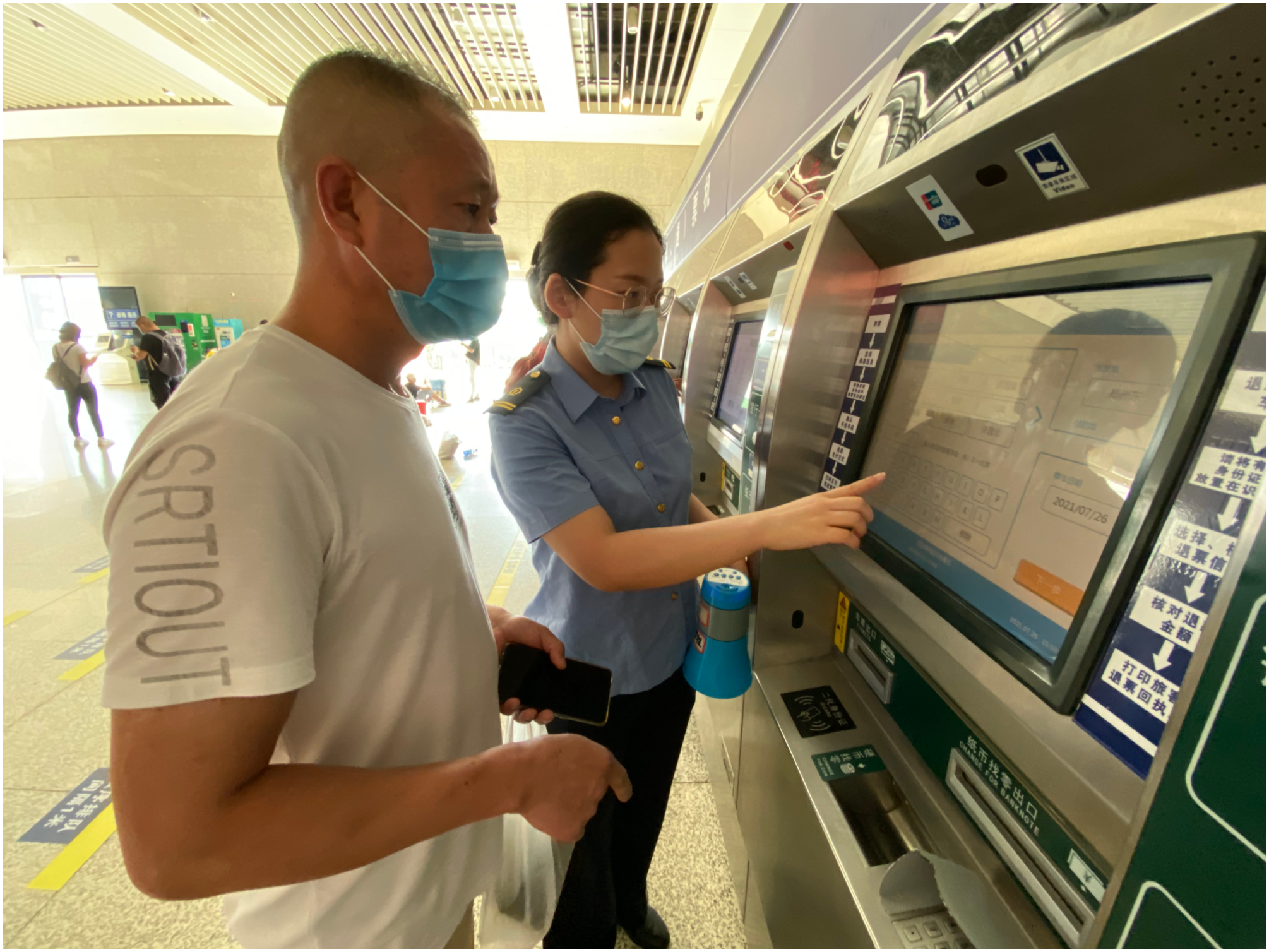 给力！7月28日郑州东站开行列车499列 高铁班次陆续恢复