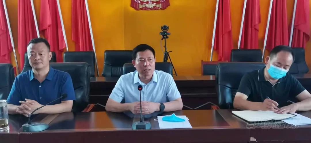 周口郸城副县长县公安局局长陈凤祥检查指导新冠疫苗接种及疫情防控