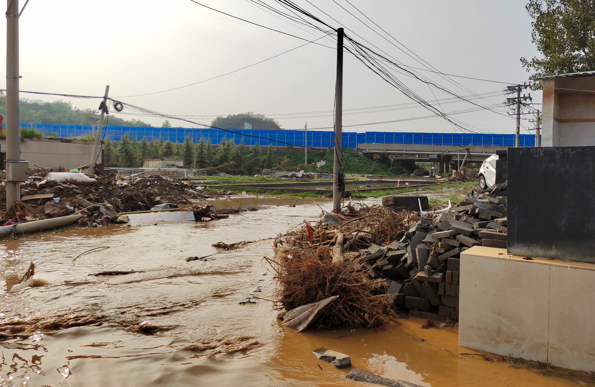 记者实地探访荥阳汜水镇探寻再次出现积水的原因