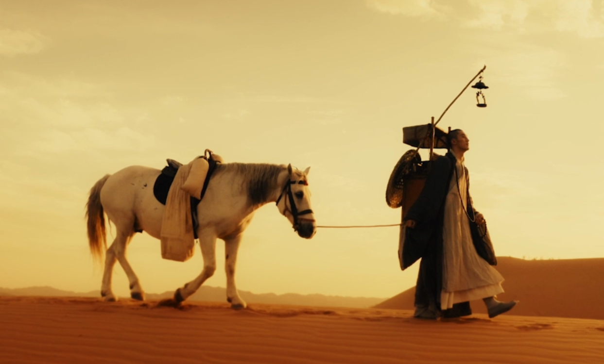 一僧一马独闯大漠东都行者笃行逐梦大道致远