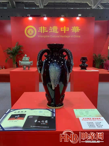 河南鲁山花瓷特色产品在国内大赛中多次获奖