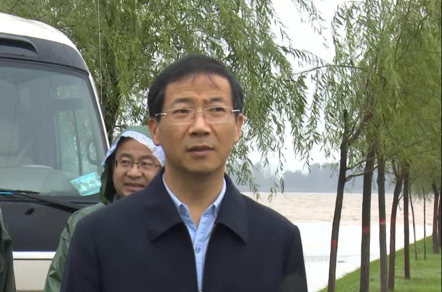 濮阳市市长万正峰到范县督导调研黄河防汛工作