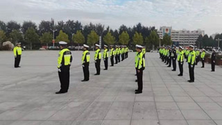 范县公安局交警大队开展交通手势训练