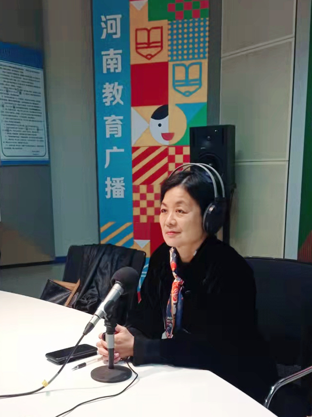 点亮繁星益路同行用爱唤醒星星的孩子郑州文化馆馆长李桂玲专访