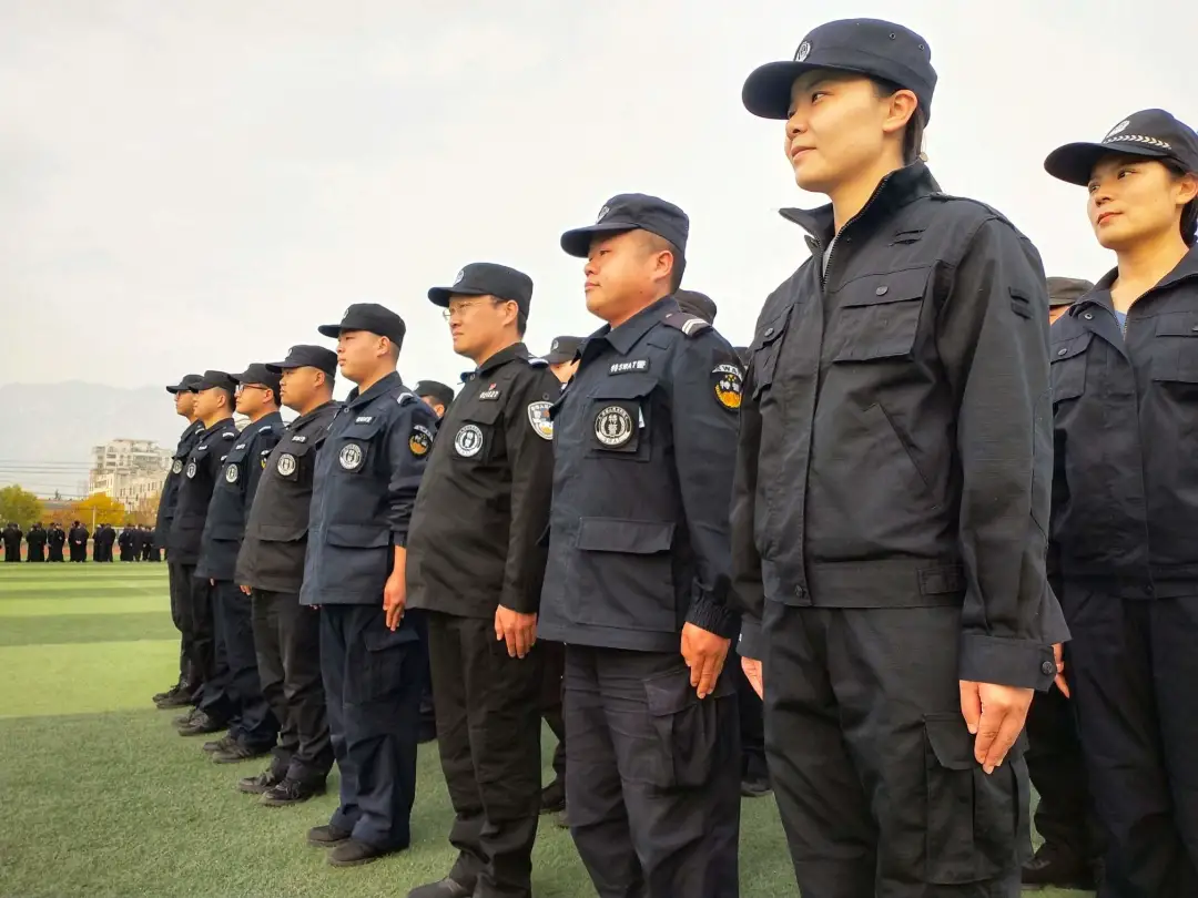 强体能励斗志登封市公安局冬季全警大练兵火热进行中