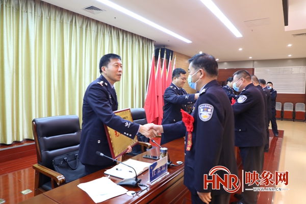 鹿邑县副县长,公安局长任金瑞出席会议并讲话,该局党委副书记,政委