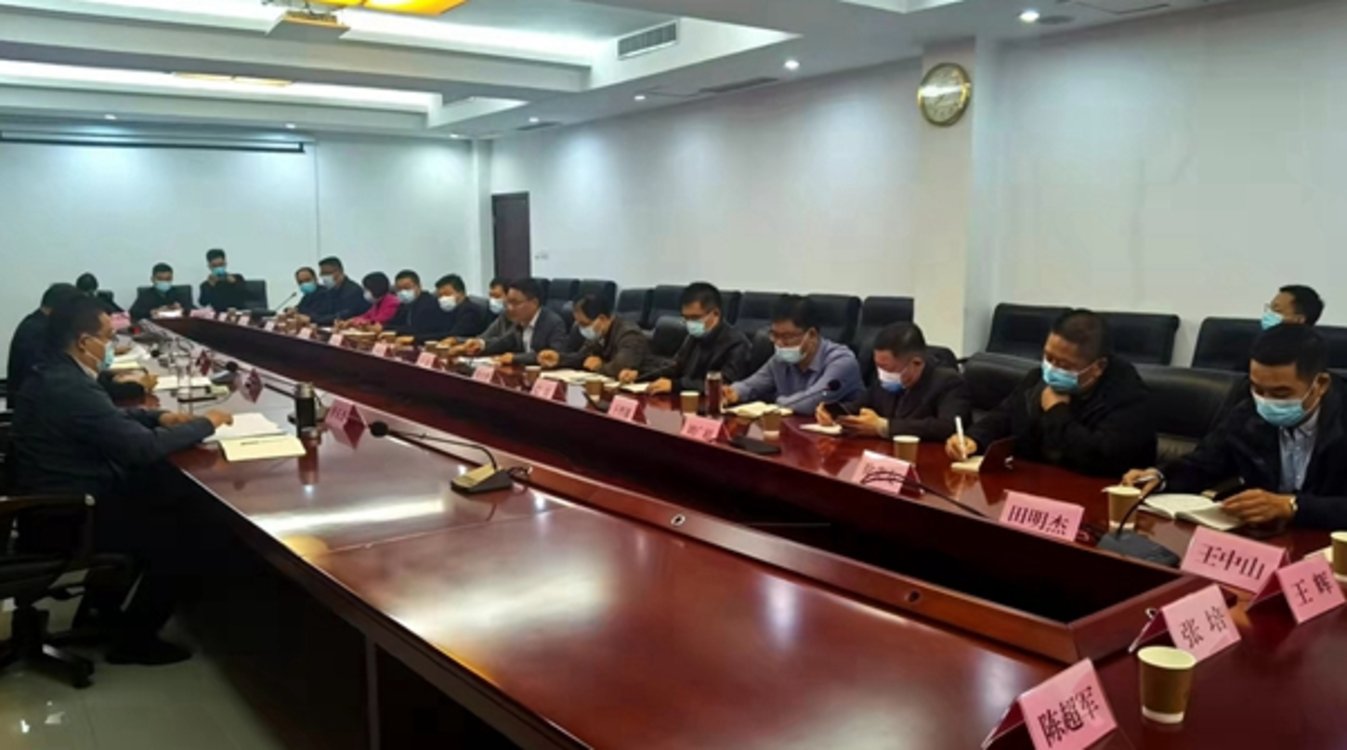 漯河市召开庆祝第二十二个中国记者节省市新闻媒体座谈会