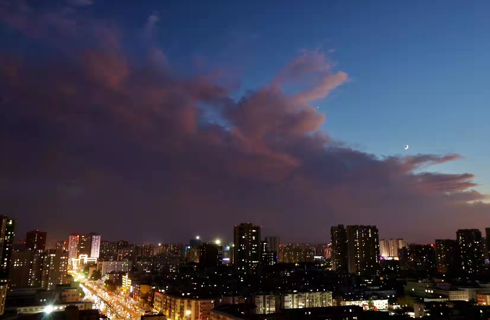 聯(lián)播pro：今日8點(diǎn)起，鄭州這些區(qū)域全員核酸檢測(cè)