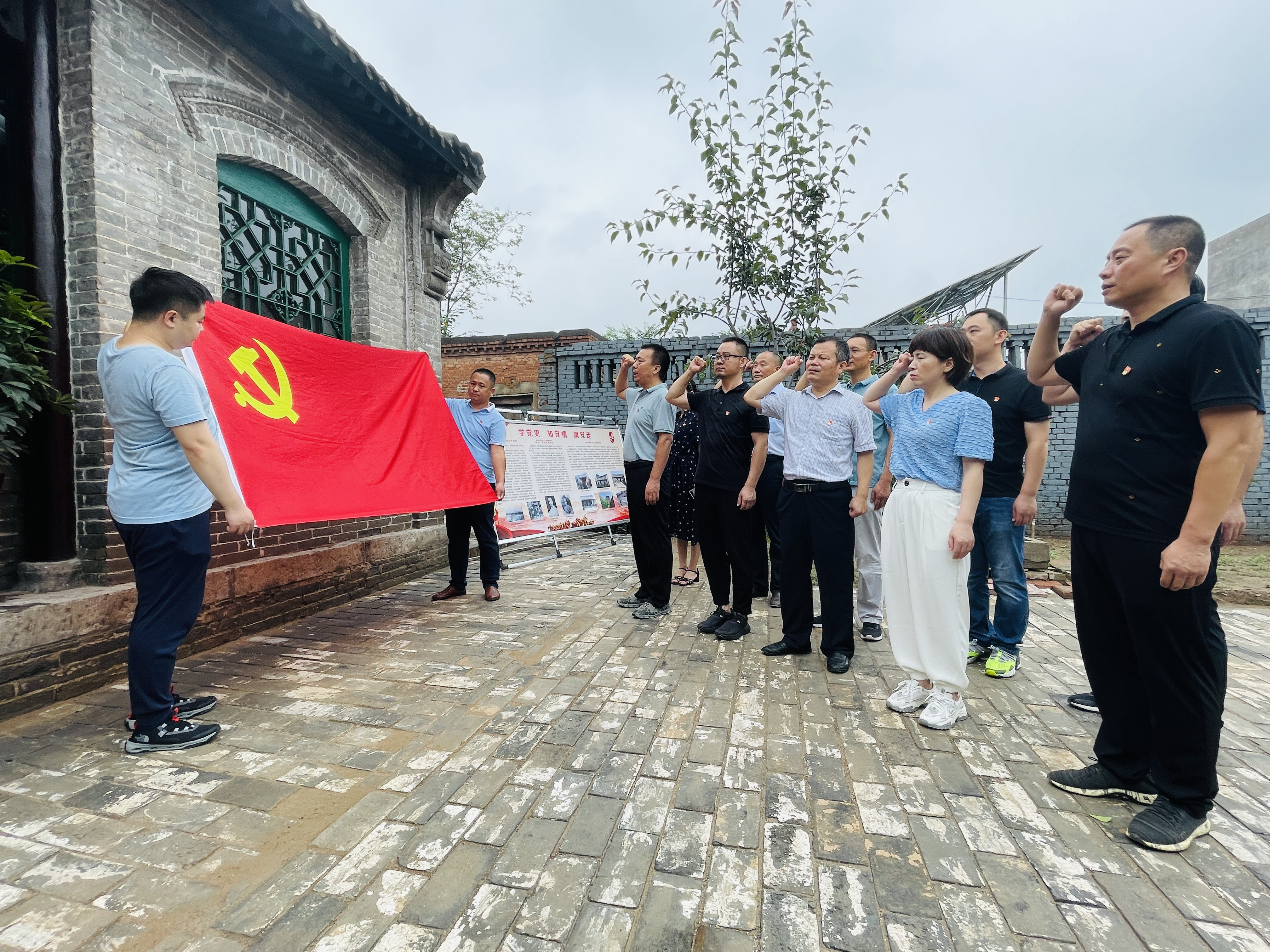 安阳县纪委监委机关：建强支部堡垒 以党建促融合