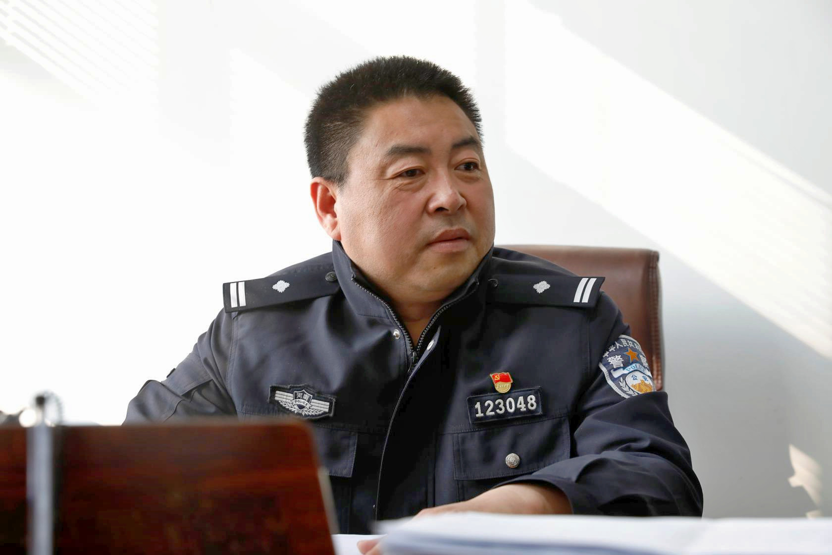 王学刚铁汉柔情奉献青春