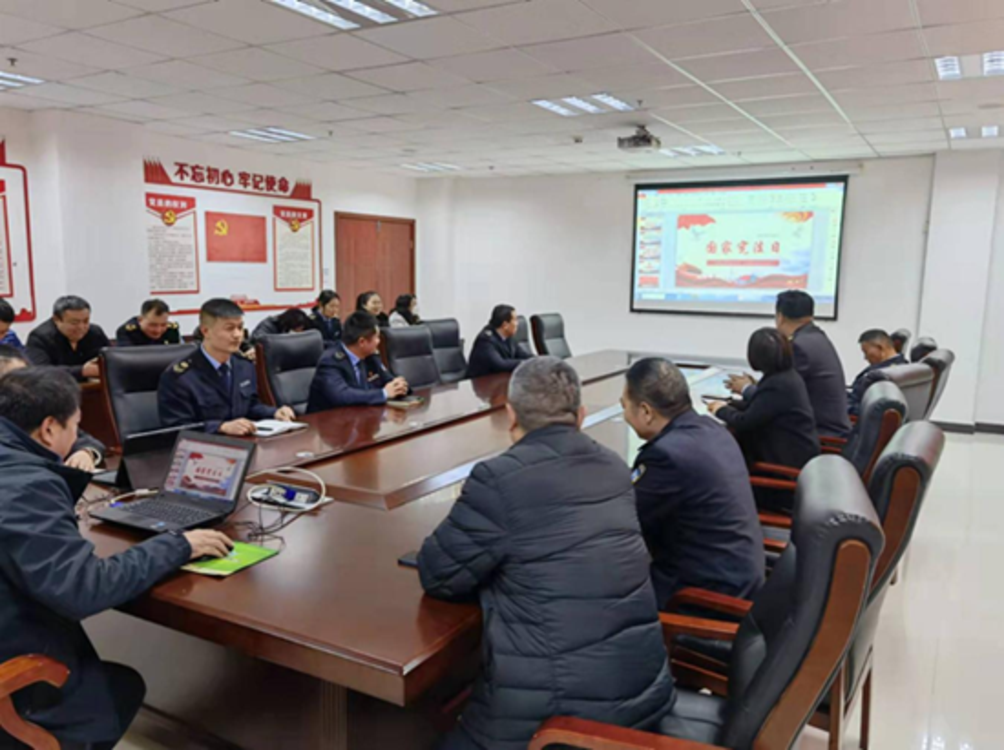 临颍县卫健委组织开展宪法宣传周集中宣传活动