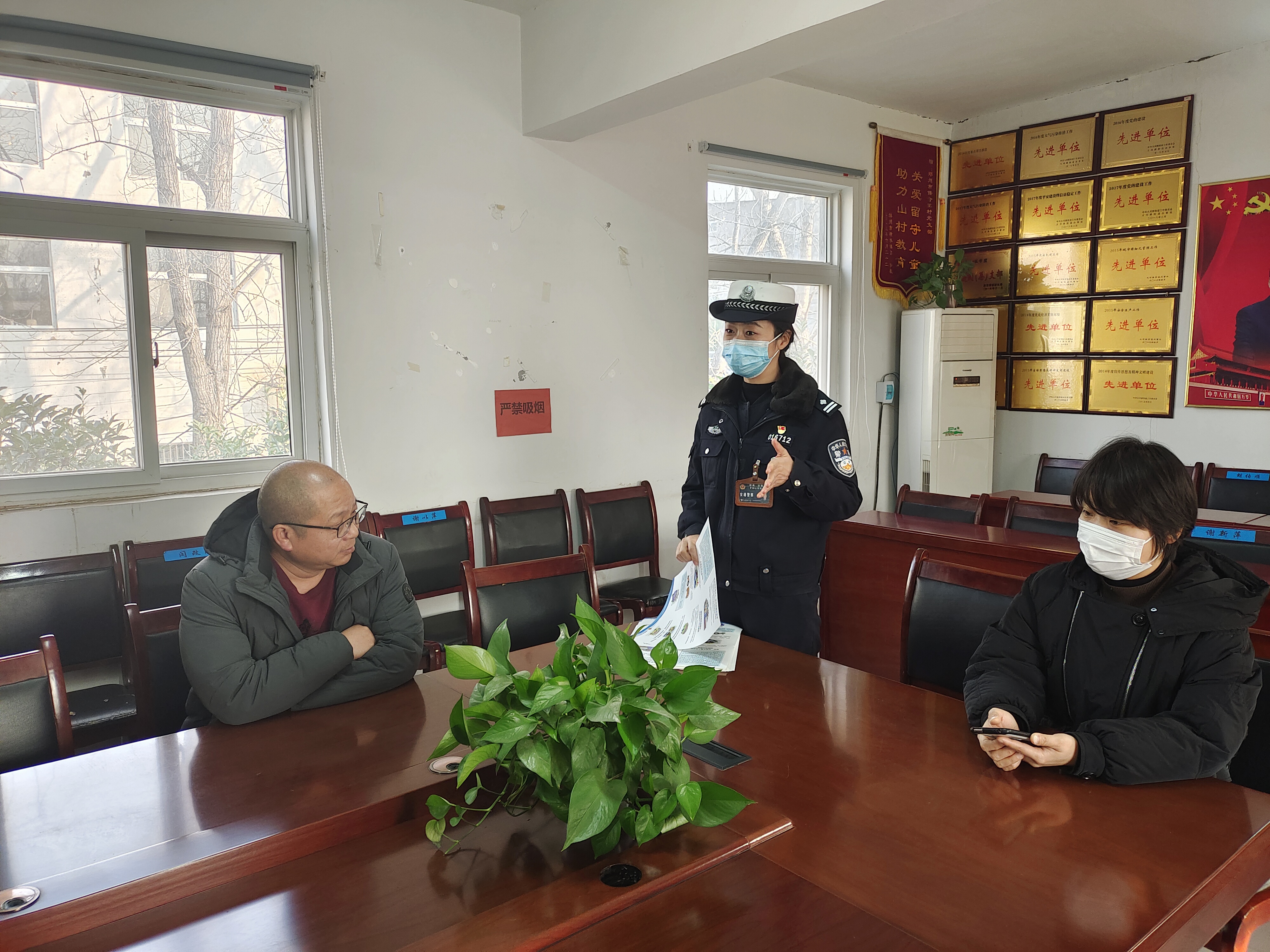 郑州市交警五大队持续推进农村宣传阵地建设营造浓厚宣传氛围