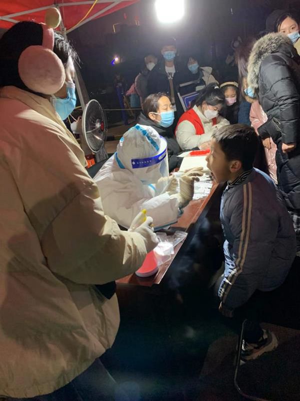 濮阳市开发区昆吾办落实“四措施”推进全员核酸检测