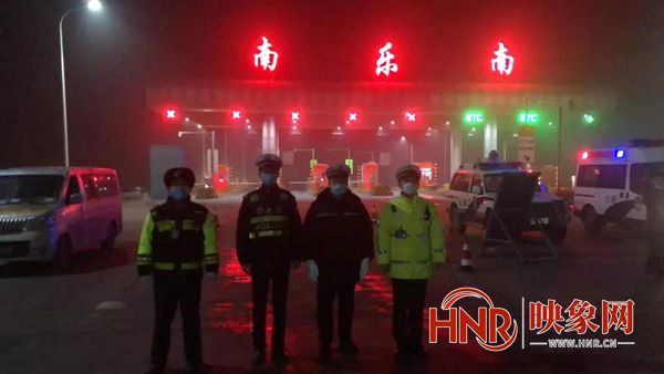 警民鱼水情 爱心企业奔赴一线送温暖 南乐交警坚守一线守平安