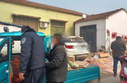 濮阳市范县公安局陈庄派出所查获一起非法销售烟花爆竹案