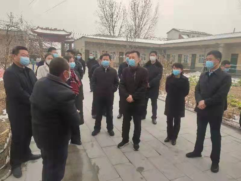 开封杜良敬老院里串亲戚过小年