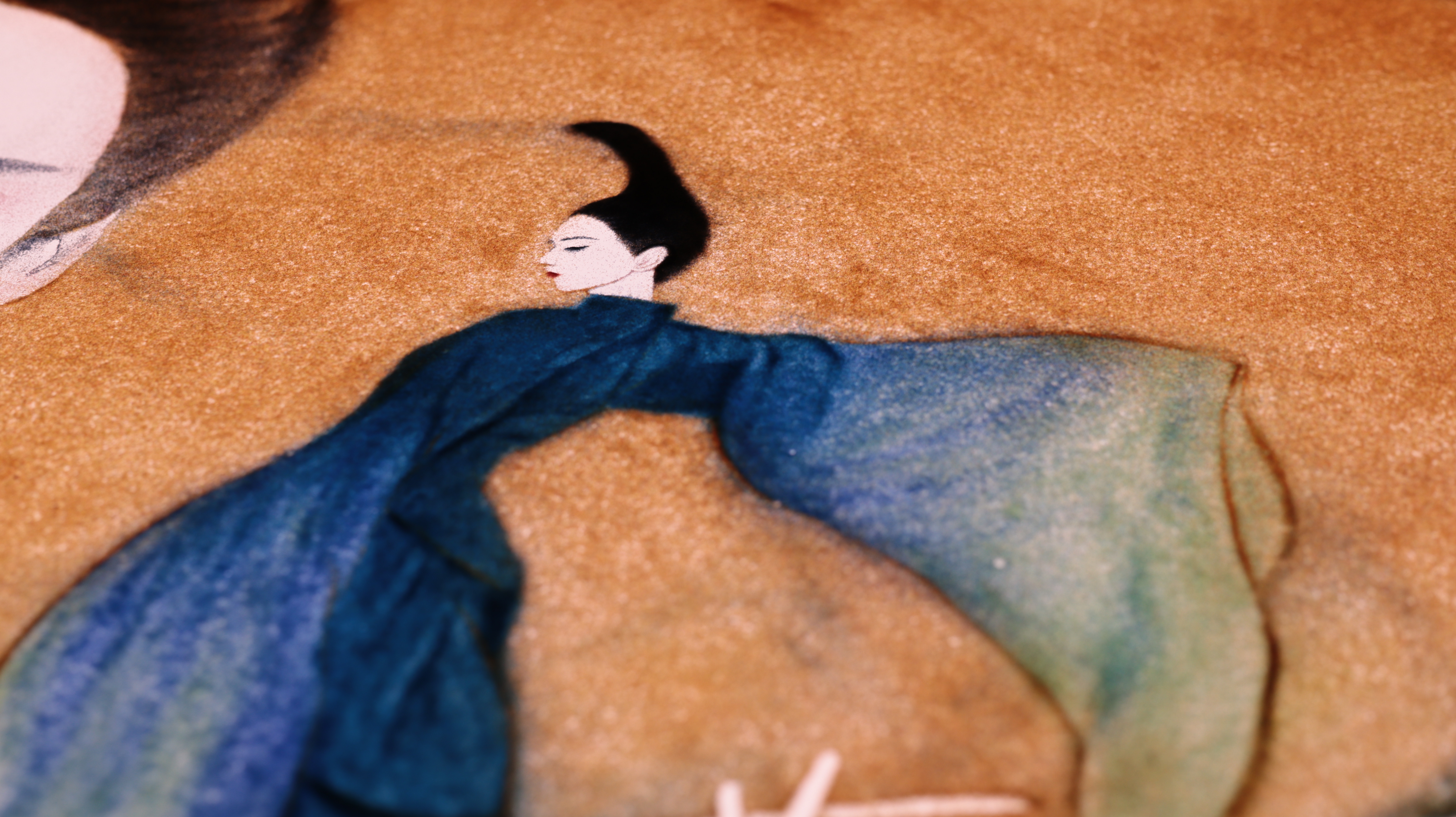 她告诉记者,自己本身就是一名古风爱好者,创作沙画七年,之前也创作过