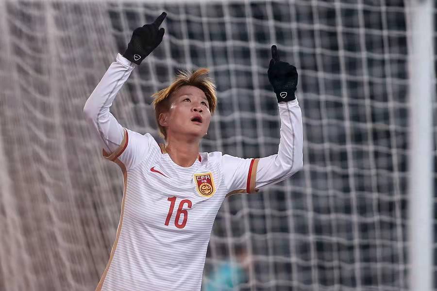 中国女足队员娄佳惠是河南大学的本硕毕业生