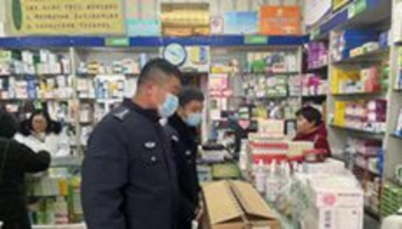 平舆县公安局：用心守护百姓“舌尖上的安全”