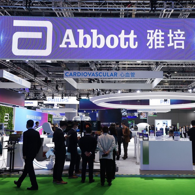 海关总署提醒 立即暂停食用雅培相关婴幼儿产品