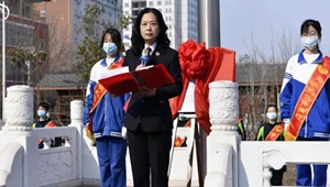 检察蓝、警察蓝，共护孩子的蓝天