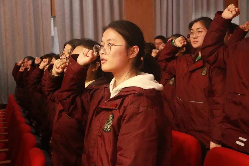 滚烫的青春沸腾的章节开封求实高中高三年级百日誓师