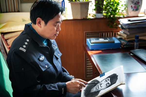 河南省中原油田公安局刑侦支队刘辰“神笔”锁真凶