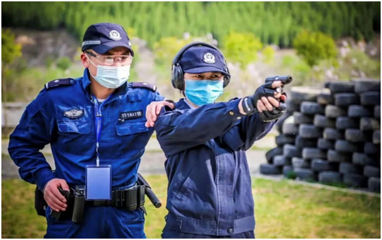 新密市公安局新华路派出所赵璐佳作为一名基层社区治安