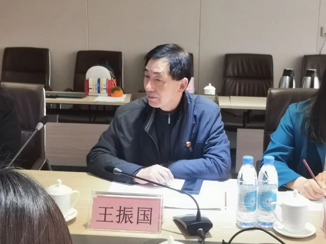 黄河科技学院马克思主义学院院长王振国参加主持郑州地方高校思政课