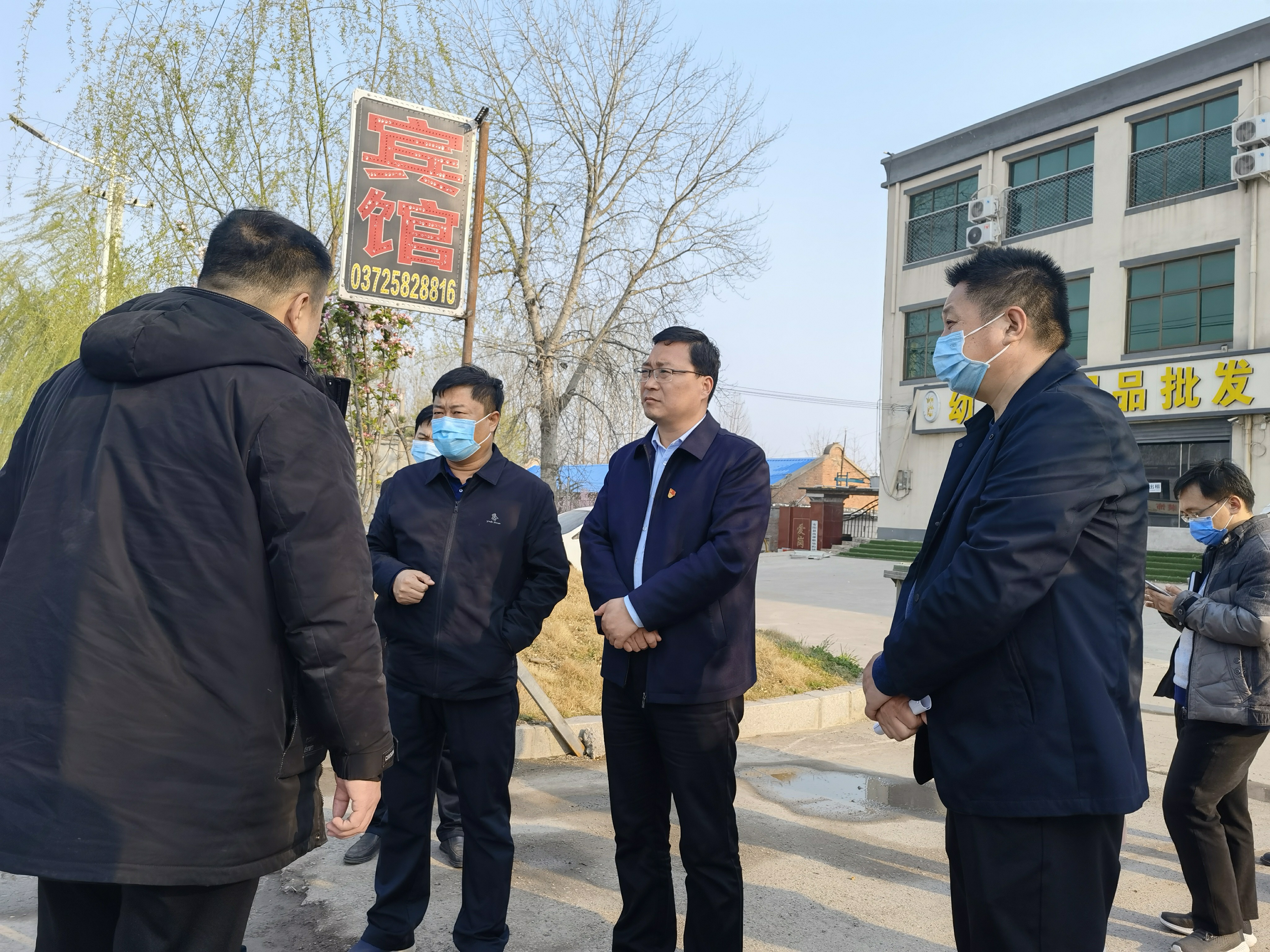 安阳县委副书记王永建调研安楚路综合提升改造项目工作