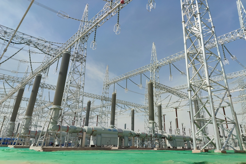 平高集团4种新产品通过国家级鉴定