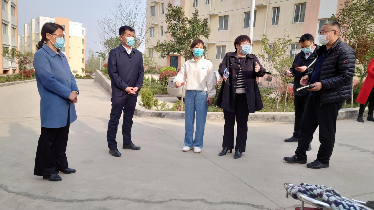 鹤壁市鹤山区邢玉富调研指导隔离点准备情况