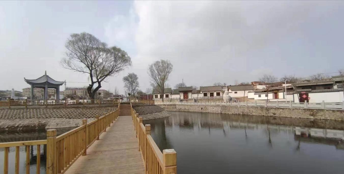 鹤壁市鹤山区鹤壁集镇孙圣沟村改善环境发展产业创建美丽新农村