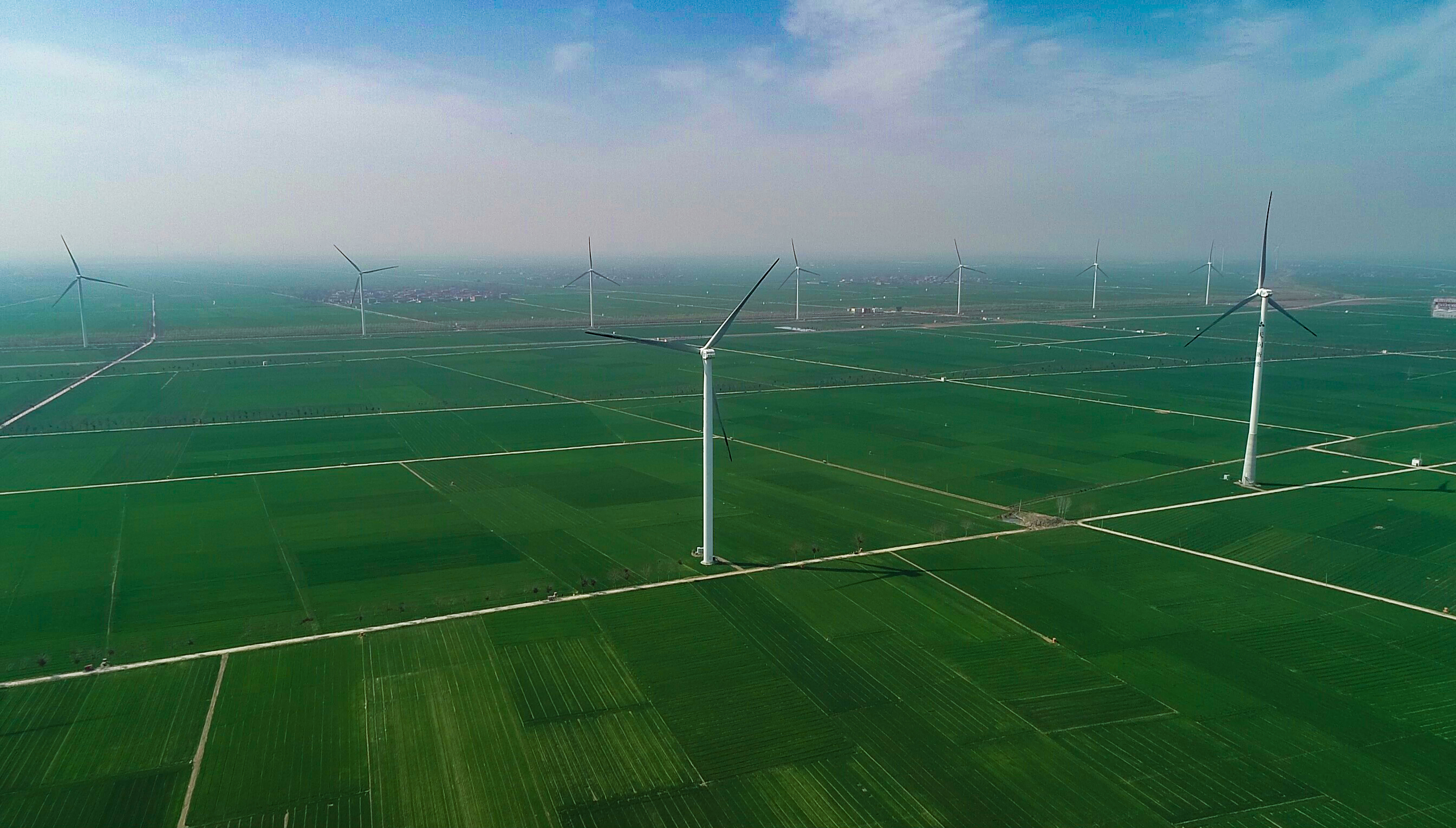 安阳供电区风光新能源发电迎来高发多发季