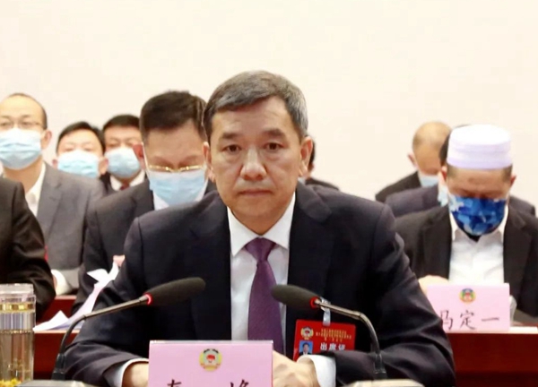 首页>驻马店>正文>就如何当好政协委员,参加好这次会议,秦峰要求,全体