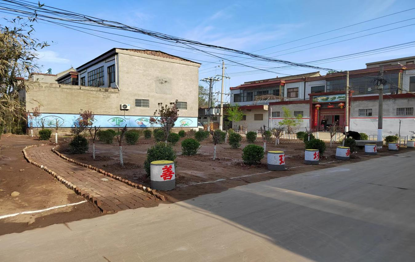 鹤壁浚县新镇镇多点联动整治人居环境