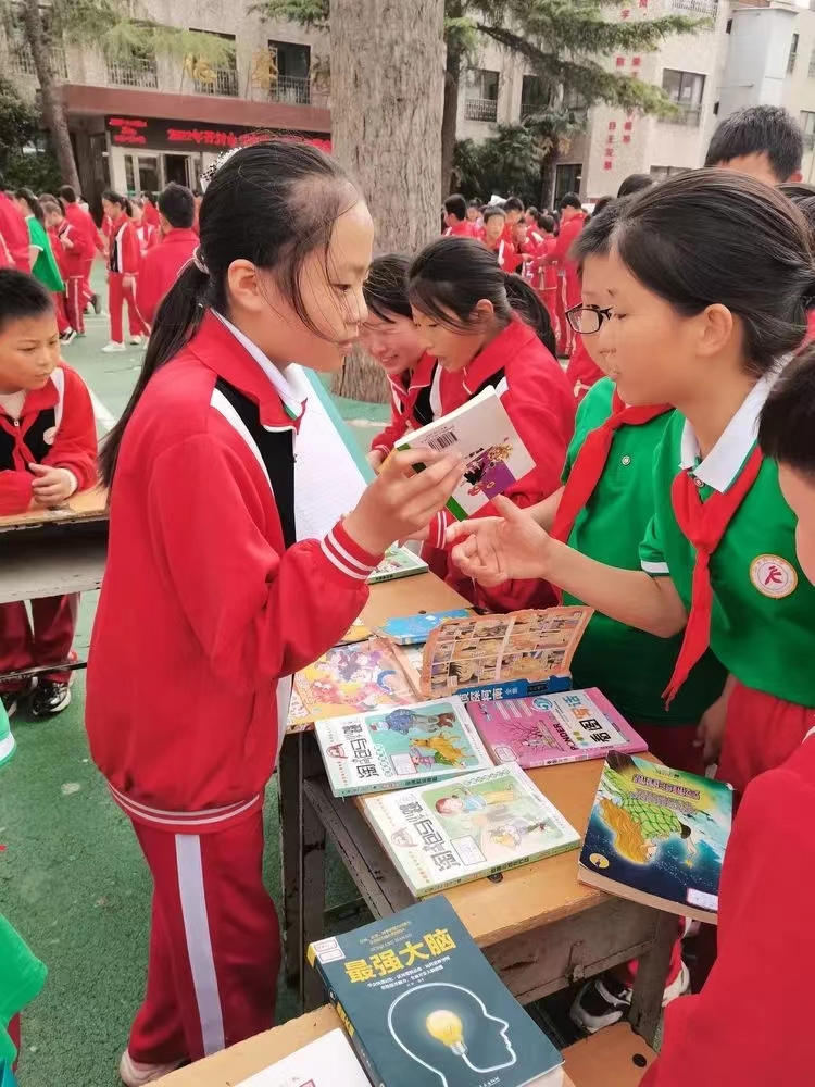 书香润童心阅读伴成长丨开封市马市街小学开展图书漂流活动