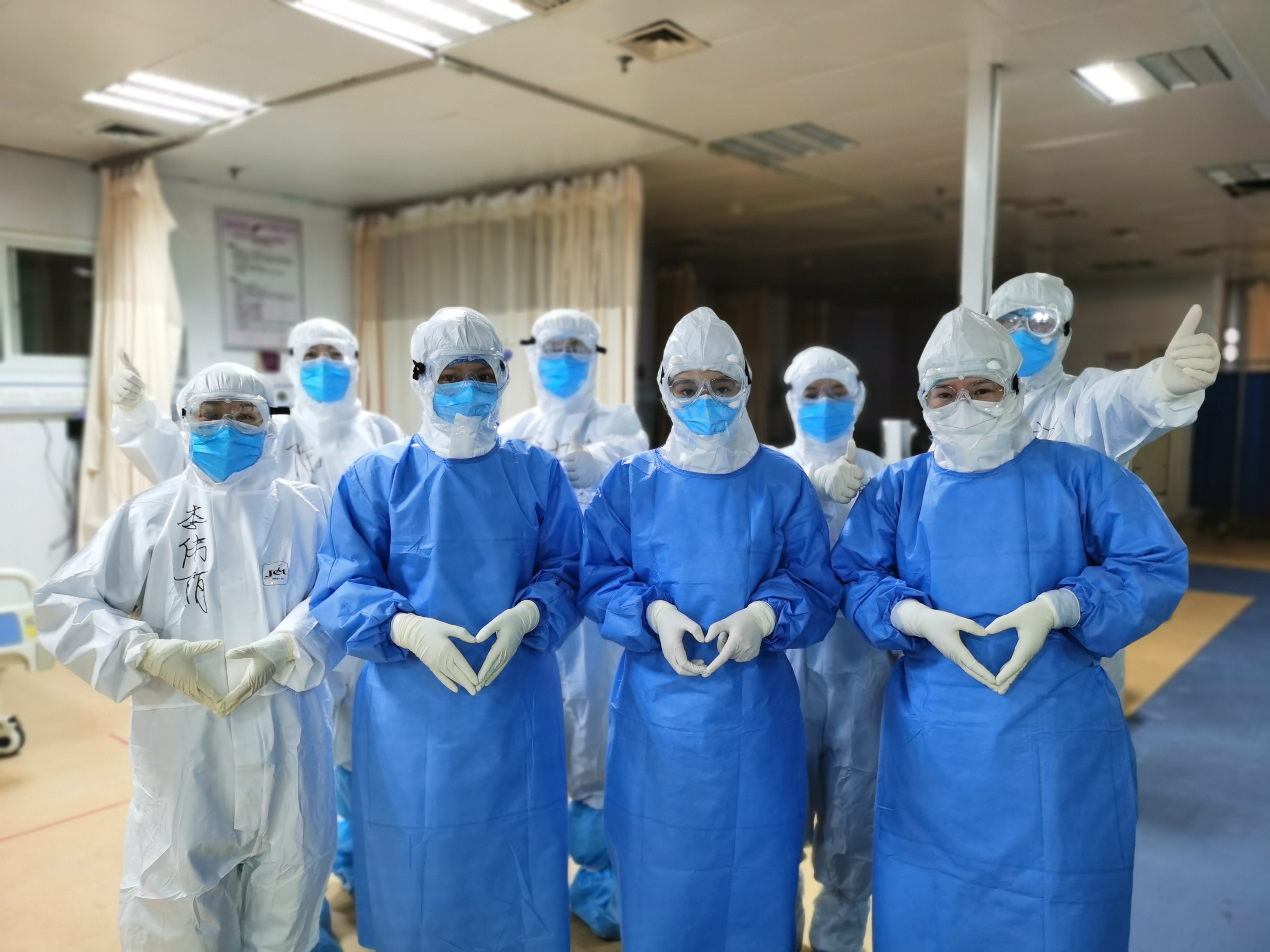 河南医务人员坚守岗位保障患者五一假期就诊需求