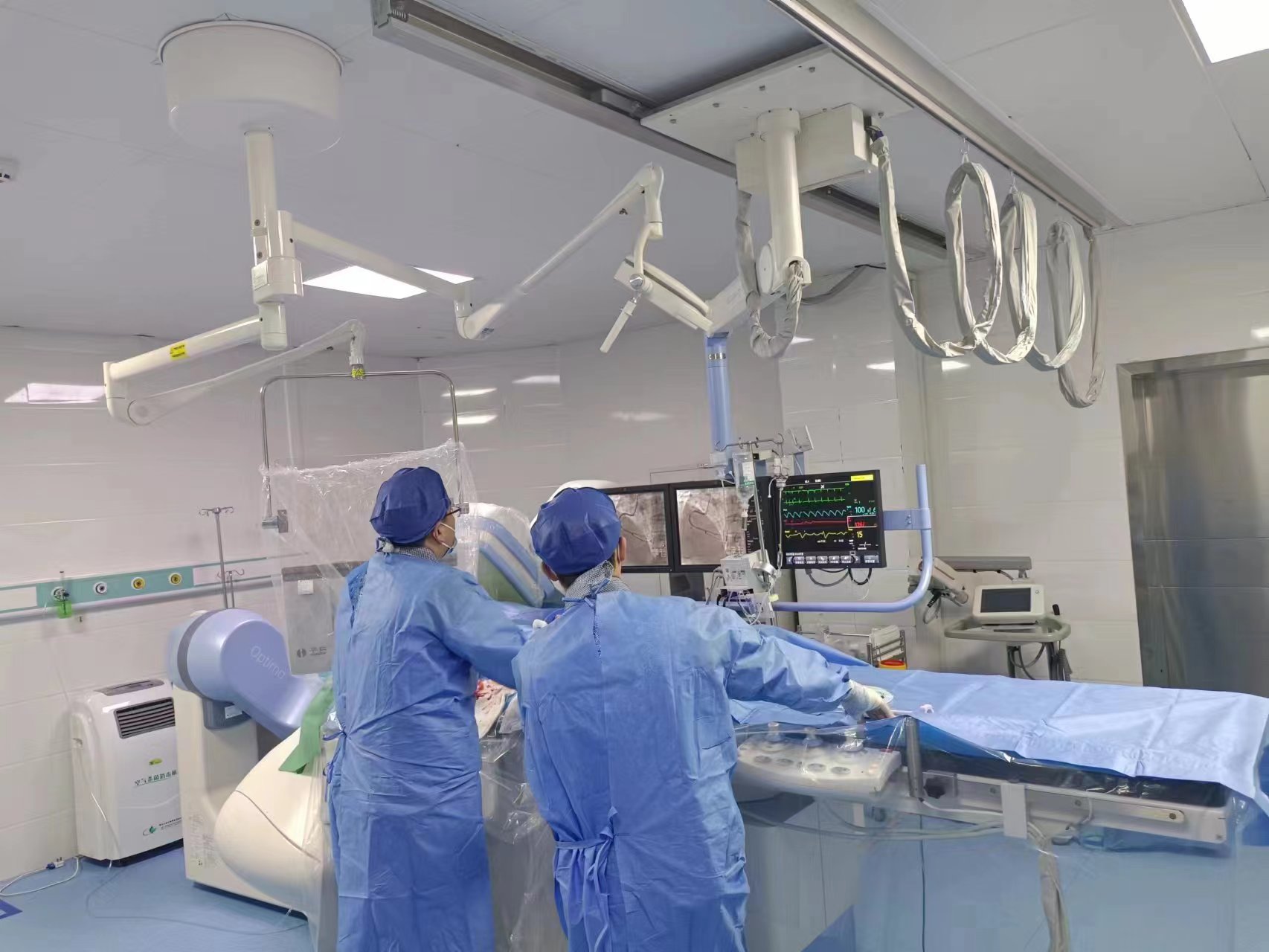 "五一"国际劳动节,南乐县人民医院的医务人员一如既往地坚守在工作