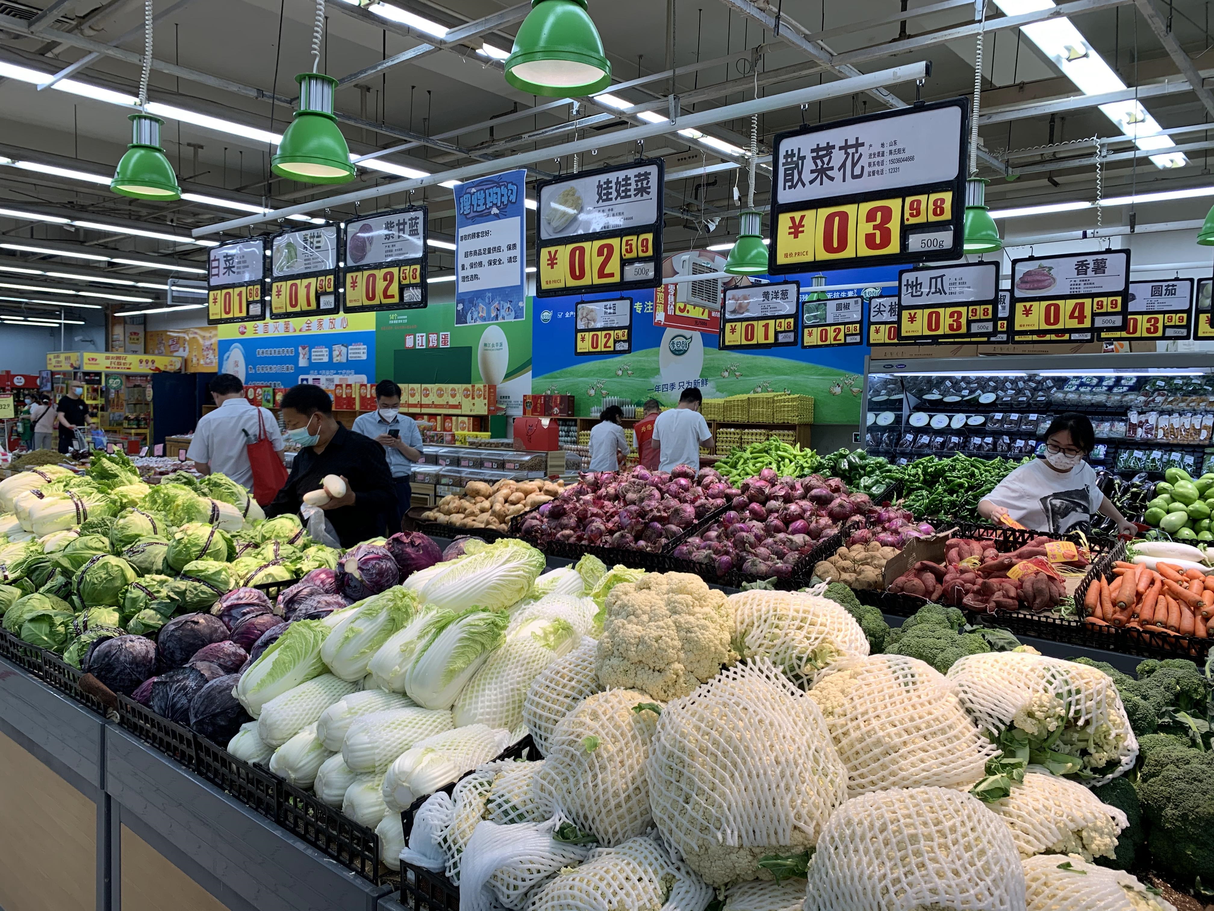 郑州超市的生活必需品供应是否充足？商品供应充足，购物秩序井然