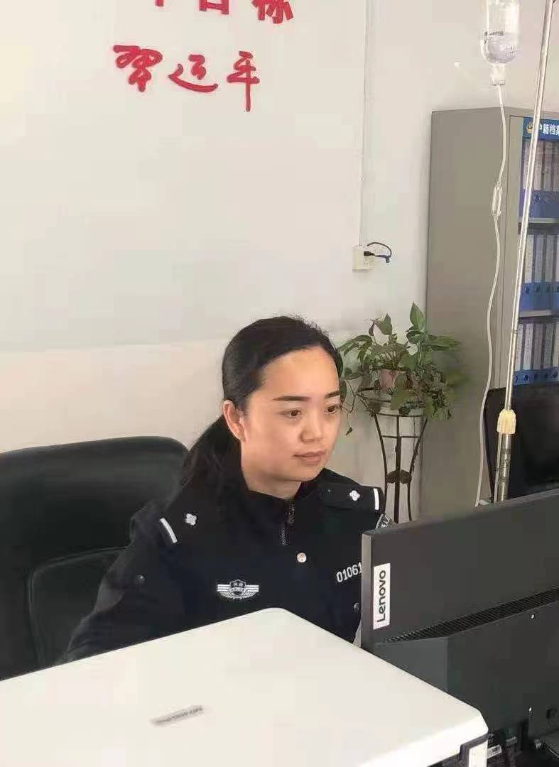 杞县公安局板木派出所副所长吴越真心为民超越自我