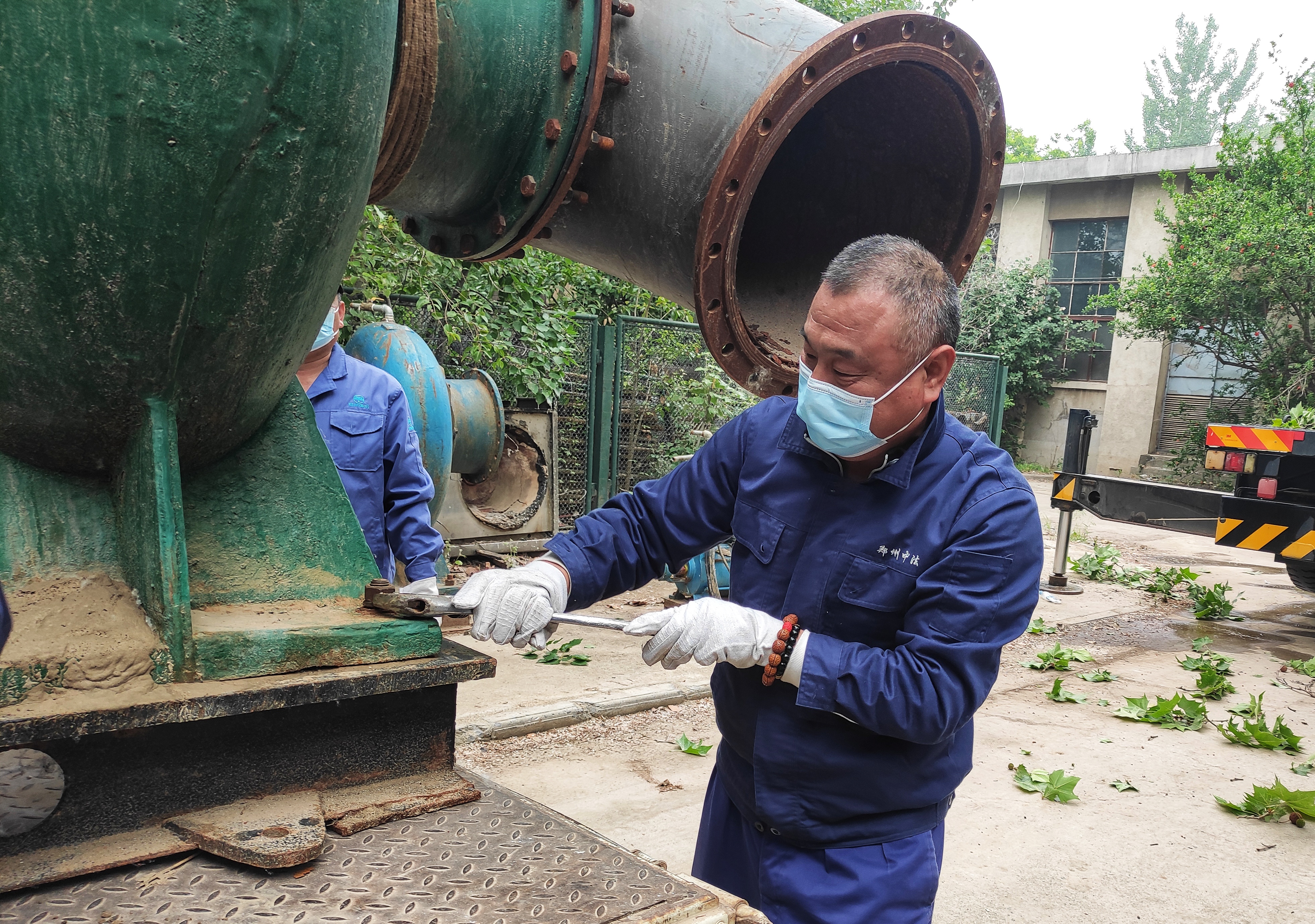 封城中这些平凡英雄都干了什么