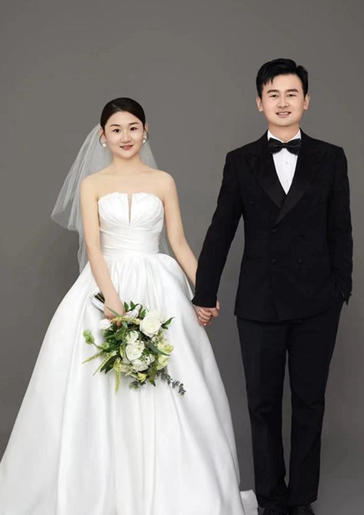 濮阳县第三中学：新婚教师变身“大白战士”
