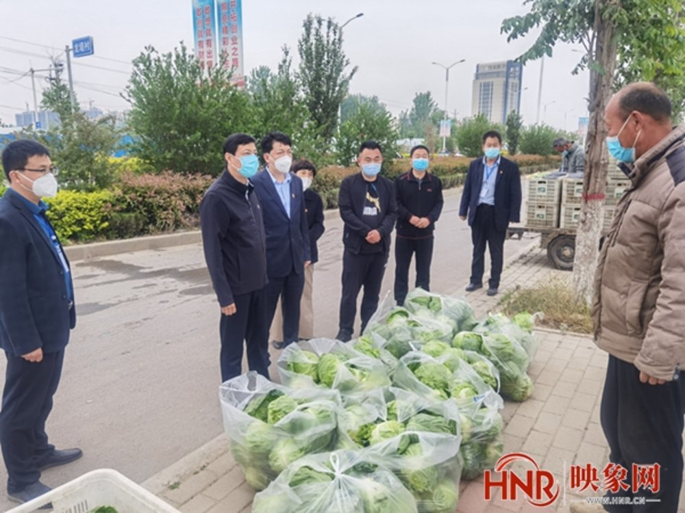 濮阳：爱心助农 共同抗疫
