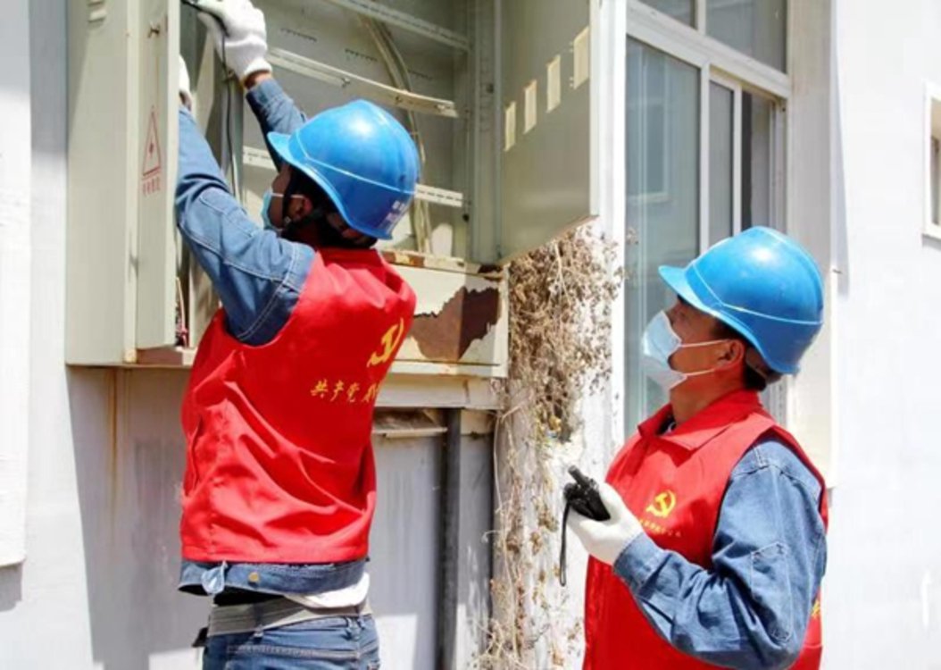 许昌市鄢陵县鏖战72小时 快建精管起黄龙社区疫情隔离点