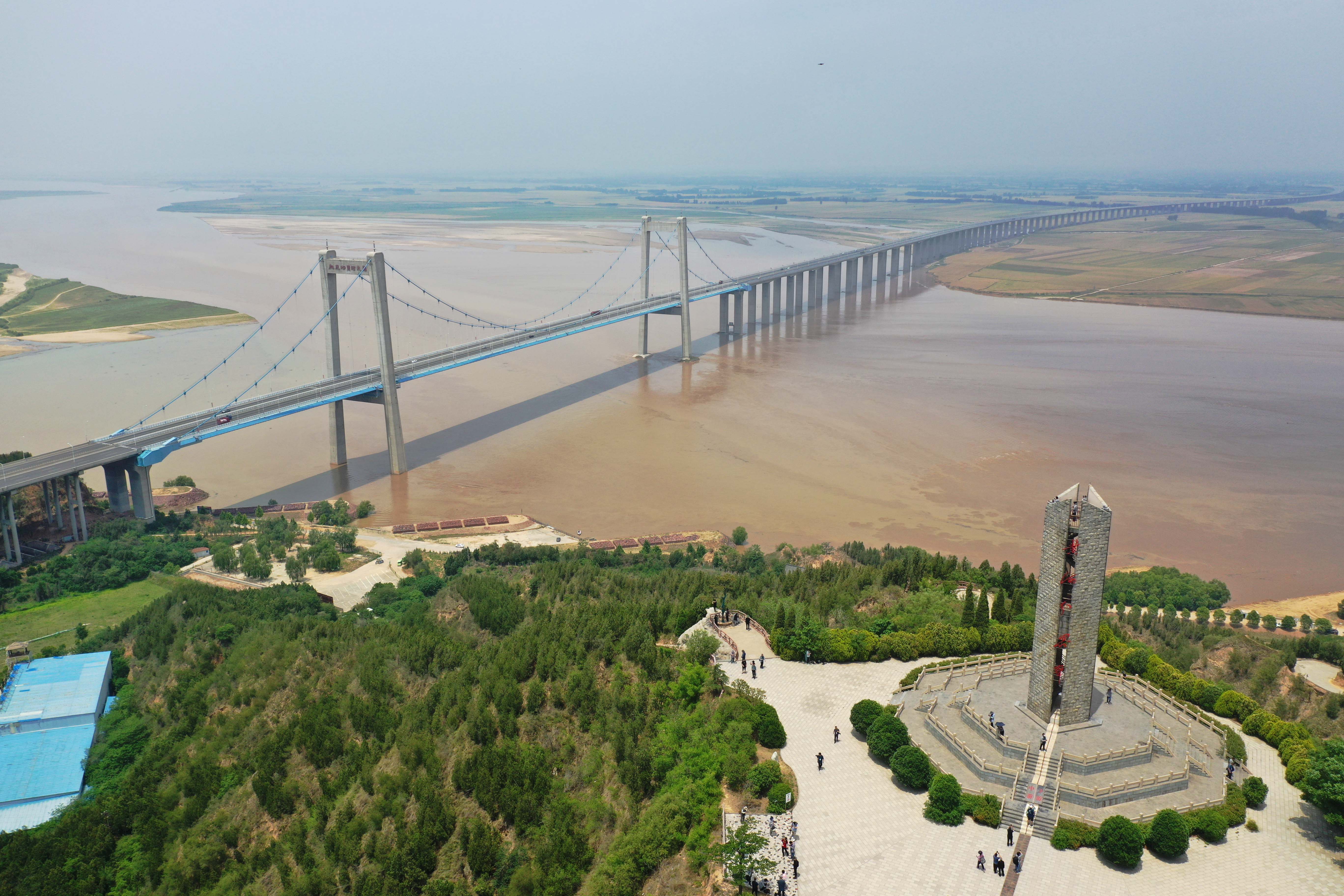 郑州桃花峪黄河大桥图片